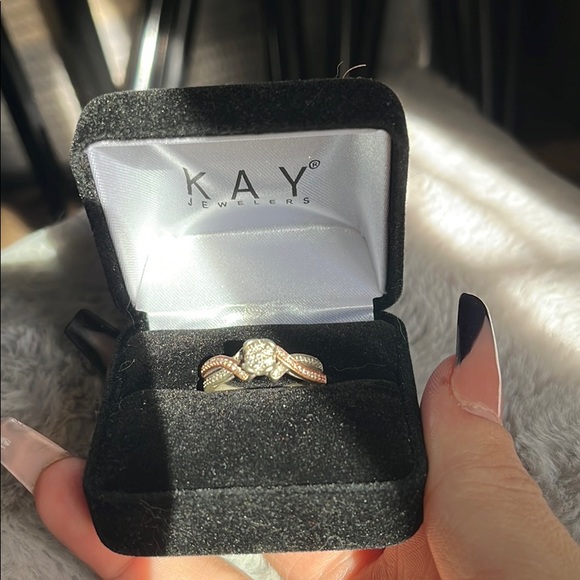 Two-tone Rose Gold Diamond Promise Ring - Picture 2 of 10